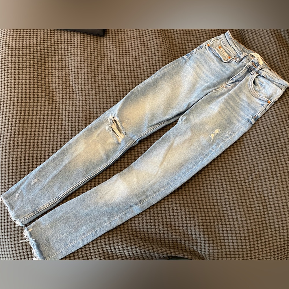Zara Distressed Jean